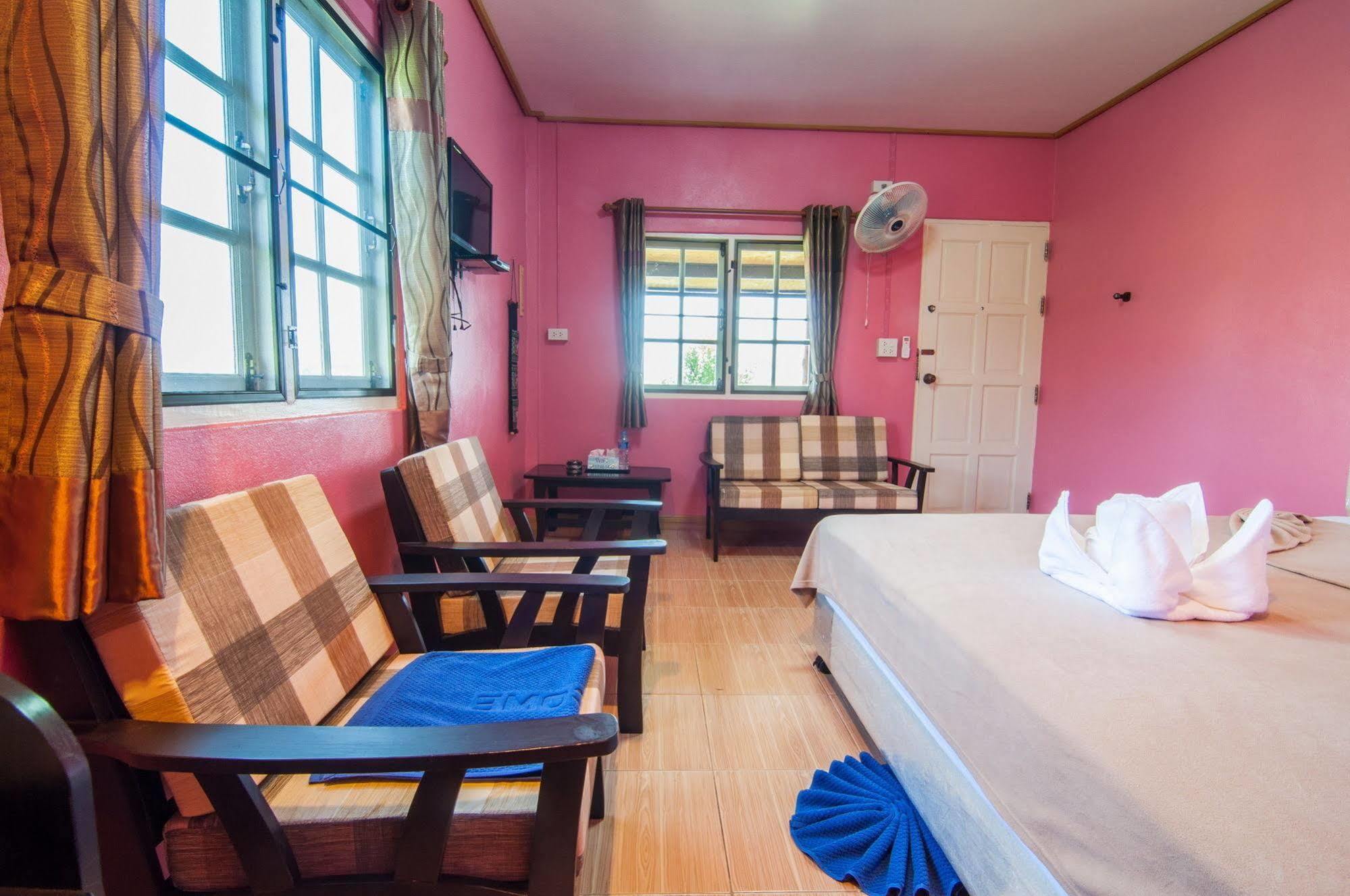 Phoomtada Homestay Wiang Pa Pao Exterior photo